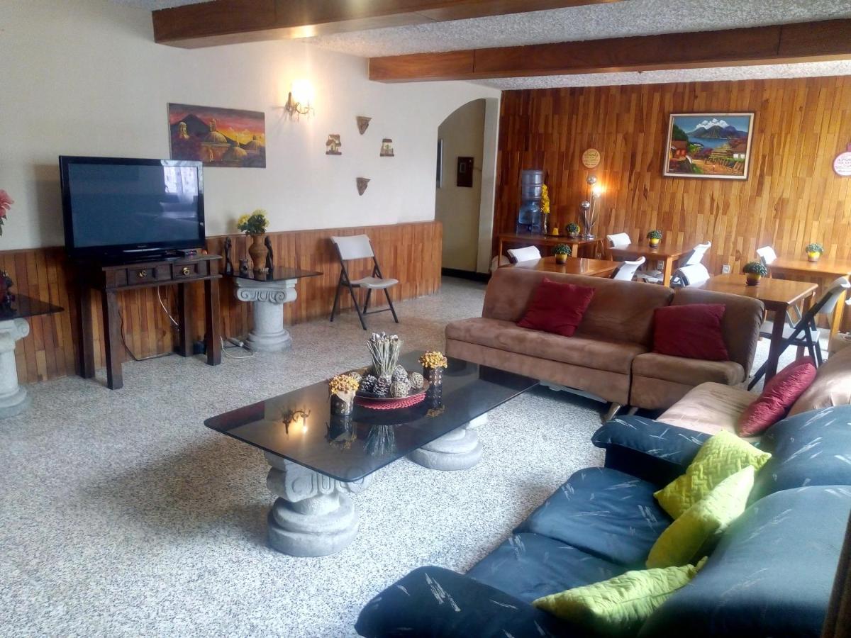 Hostal Los Volcanes Guatemala City Екстер'єр фото