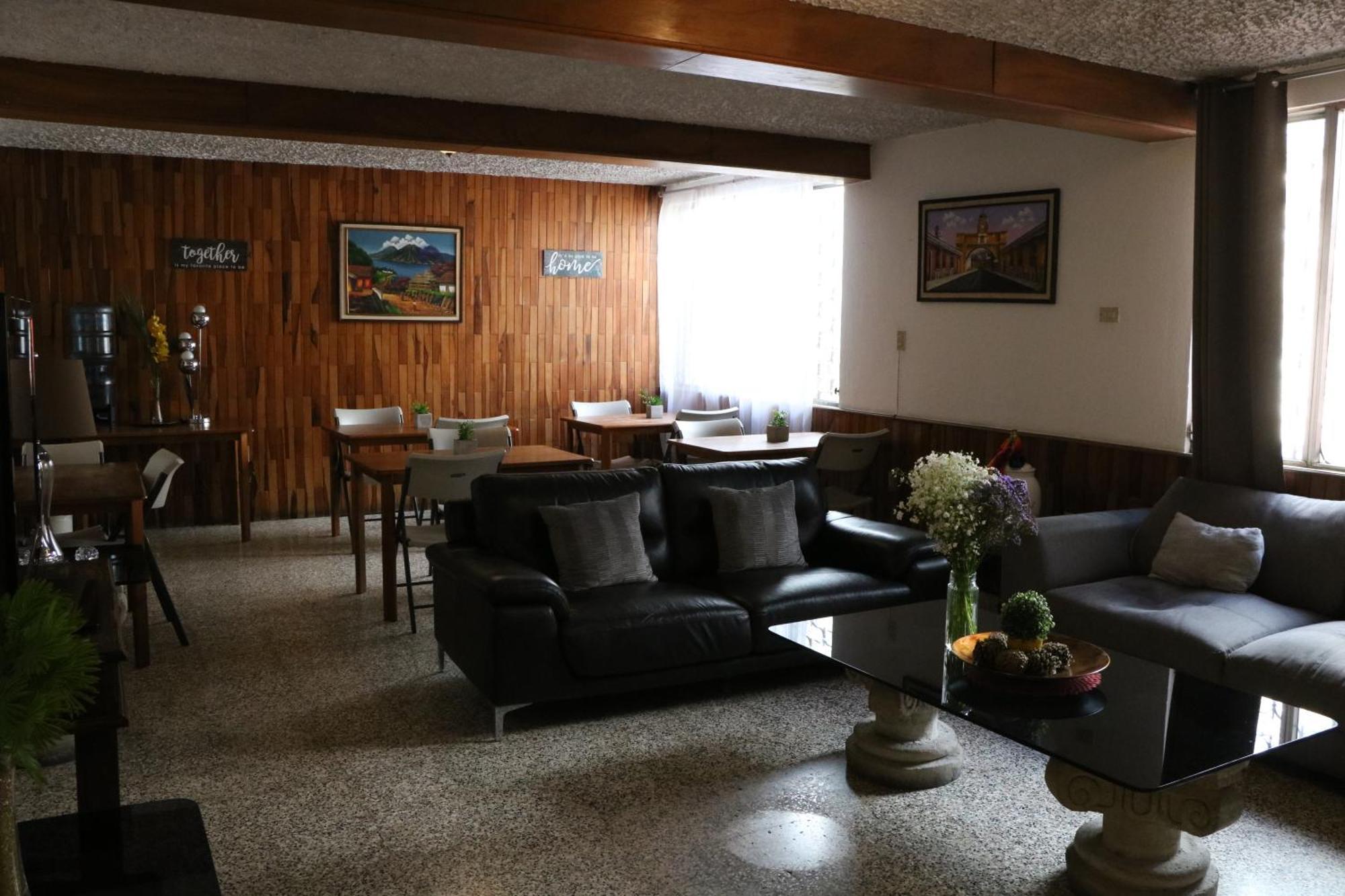 Hostal Los Volcanes Guatemala City Екстер'єр фото